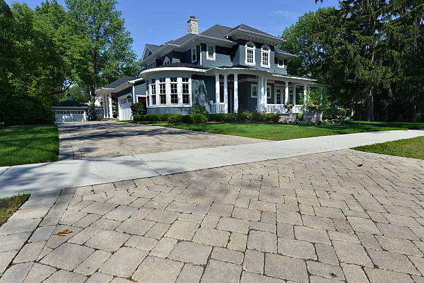 Best Decorative Driveway Paving in Inverness, IL